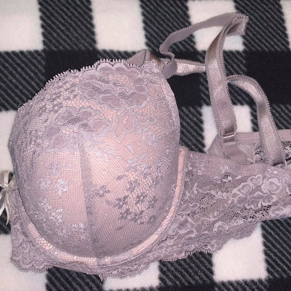 Victoria Secrets Angel Bra